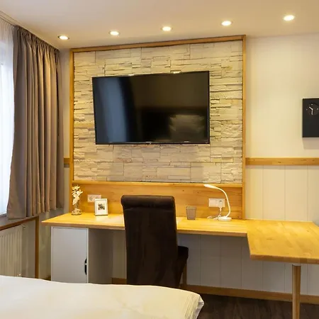 Post Mit Klimaanlage 3*