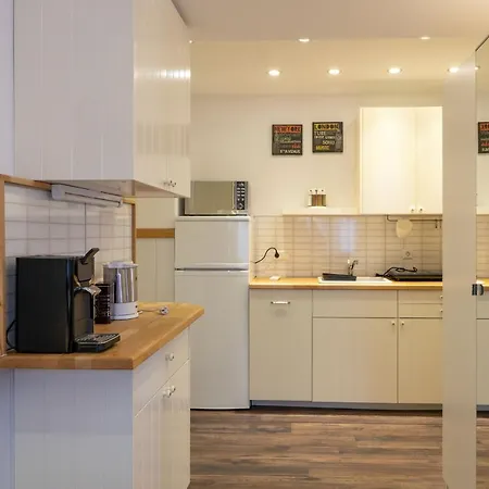 Post Mit Klimaanlage 3*