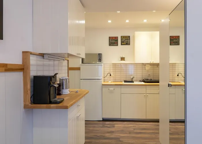 Post Mit Klimaanlage 3*